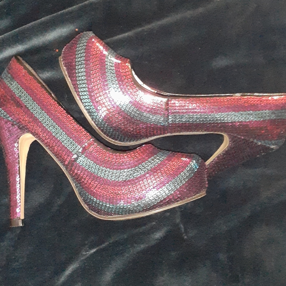 Never wear, wore once